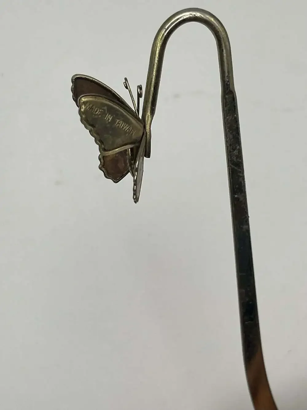 Vintage Metal Butterfly Bookmark Made in Taiwan (K)